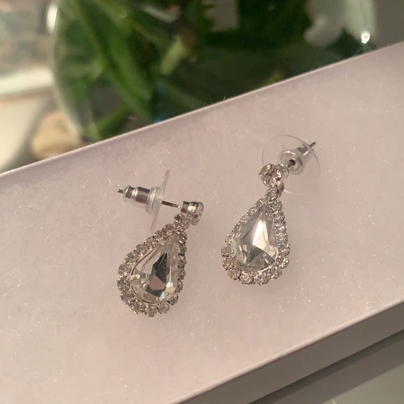 Bridal Necklace and earring set - Picture 4 of 4